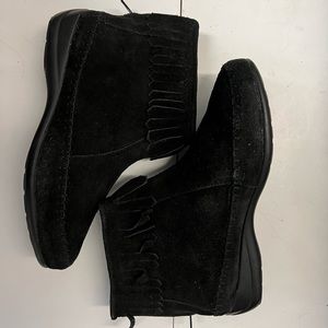 Black Winter Boots